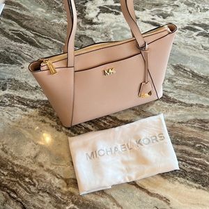 Blush Michael Kors tote